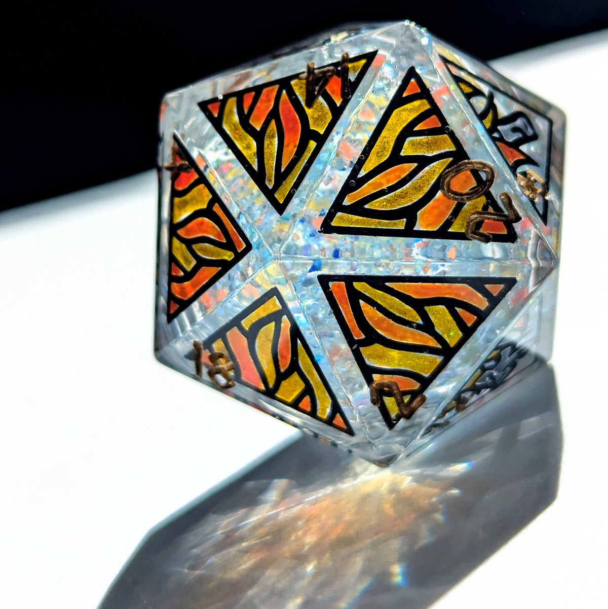 Fireballs Melt ICE - 32mm Chonk D20 + Display