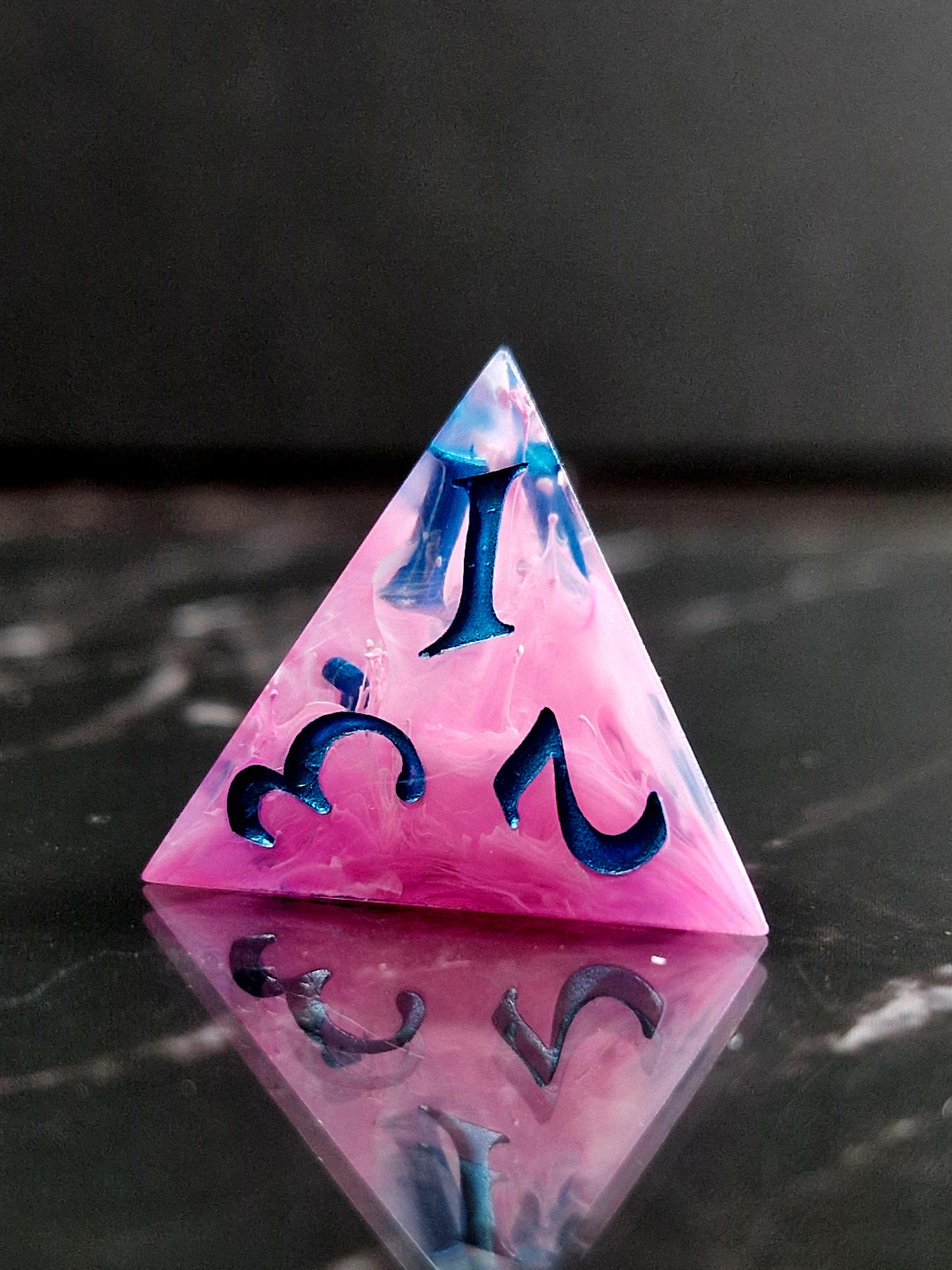Pink Reverie - 7-Piece Dice Set