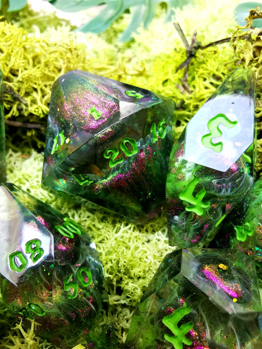 Heavy Clouds - 8-Piece Coffin Dice Set