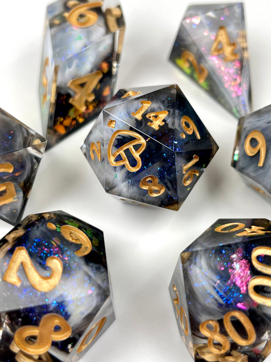 Critical Resistance - 7-Piece Dice Set