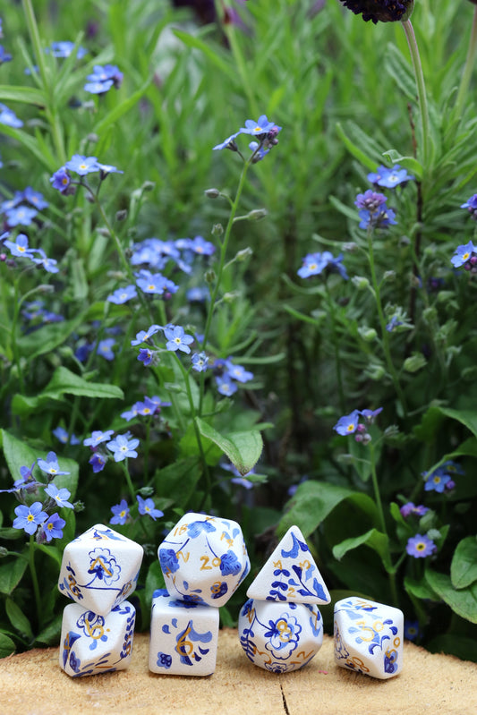 Porcelaine style 7-piece dice set (handpainted)