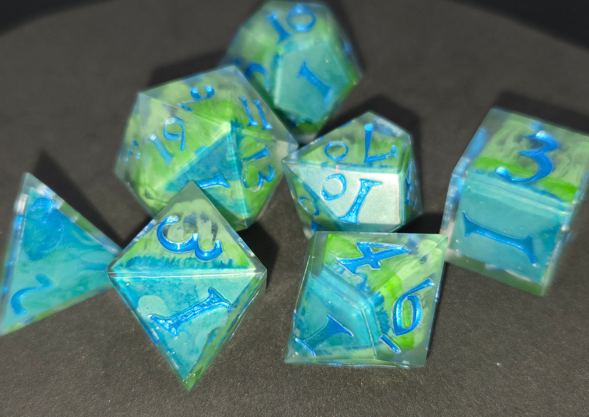 Reflections on a Pool - 7-Piece Dice Set