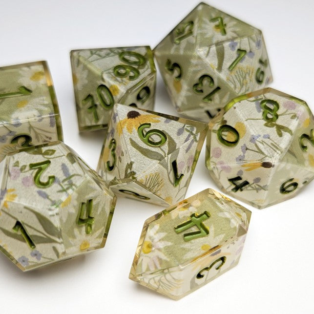 Spring Will Come - 7-Piece Dice Set