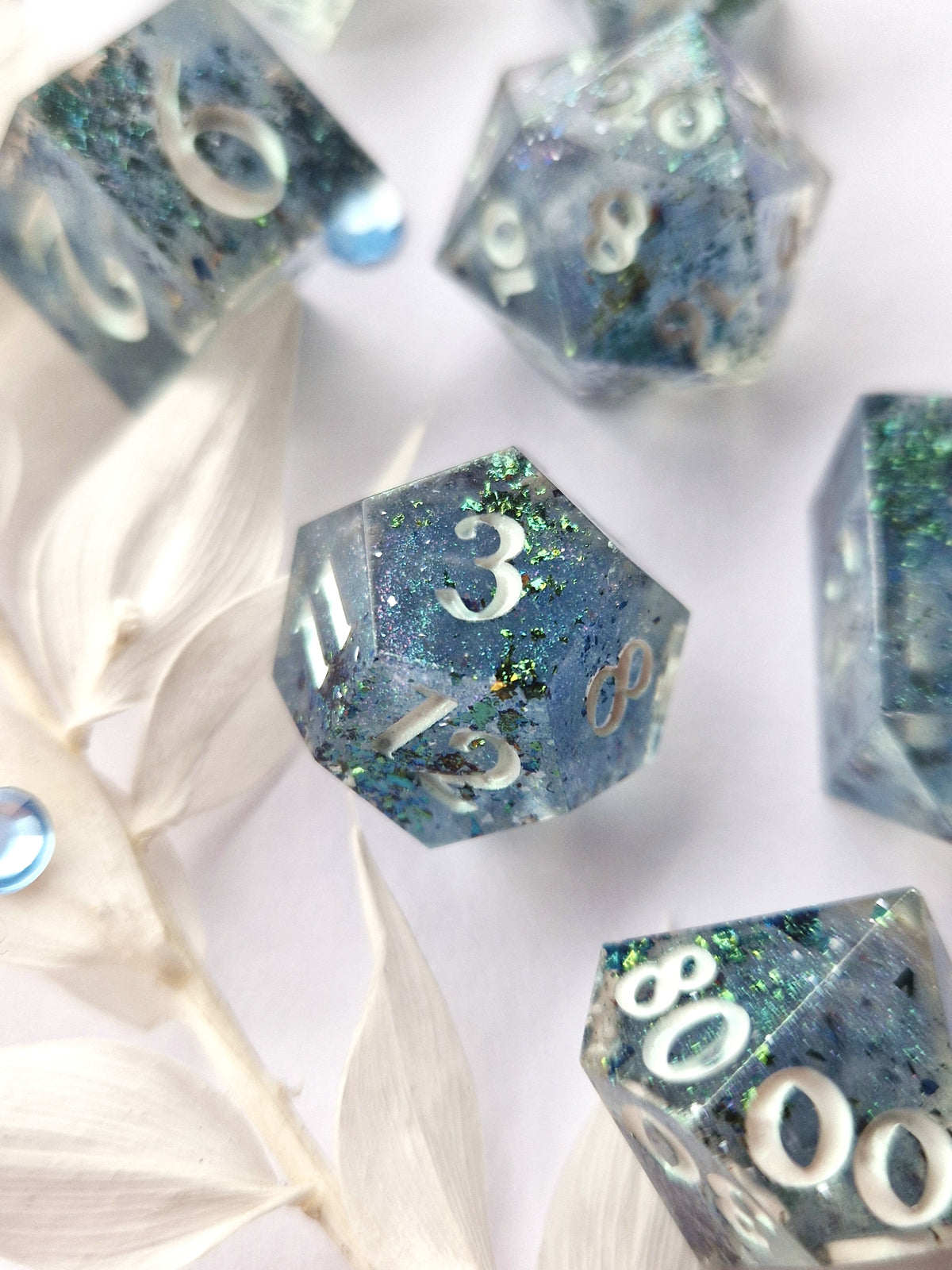 Pale Blue Dot - 7-Piece Dice Set
