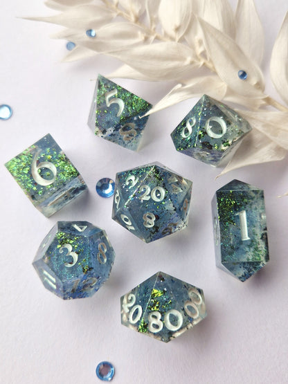 Pale Blue Dot - 7-Piece Dice Set