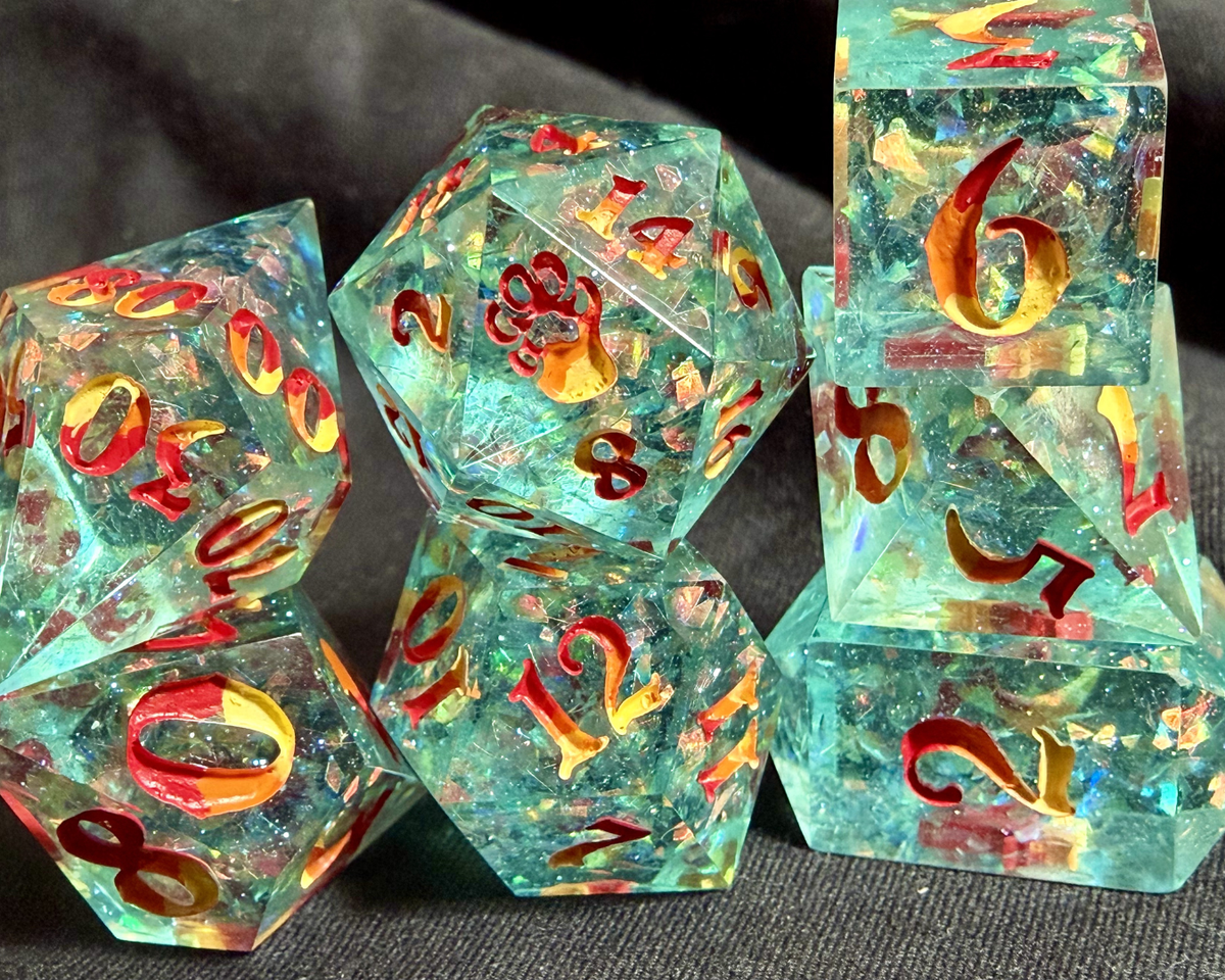 Torching Ice - 7-Piece Dice Set