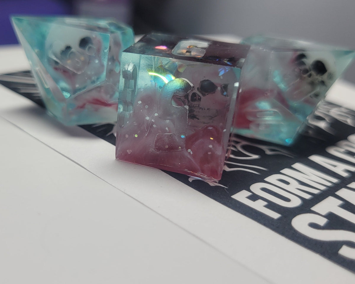 Frosty Karma Sharp Edge 7-Piece Resin Dice Set