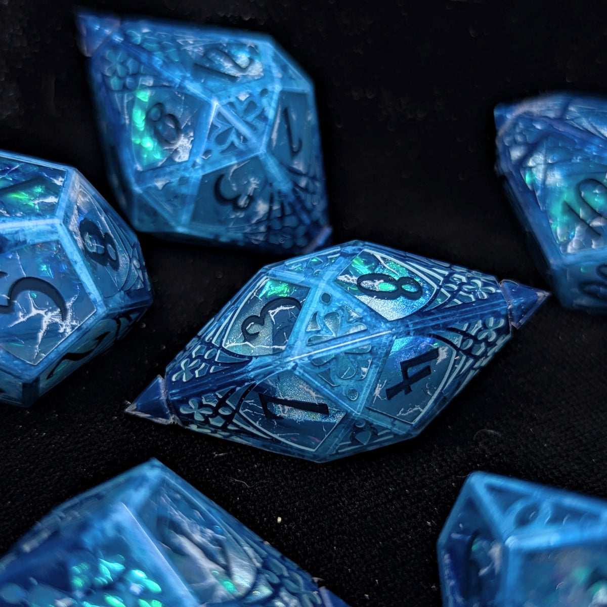 Shatter Light - 7-Piece Lantern Dice Set