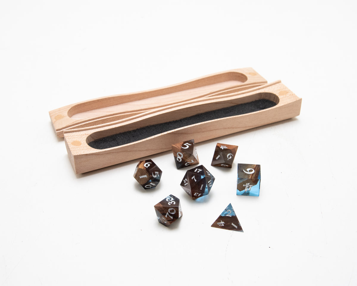 Sirius Dice - Sapphire Grove 7-PIece Set and Vault