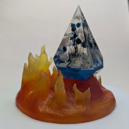 Of Ice and Fire - 80mm Chonk D4 + Display Base