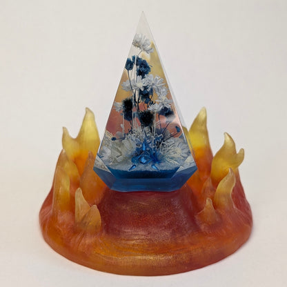 Of Ice and Fire - 80mm Chonk D4 + Display Base