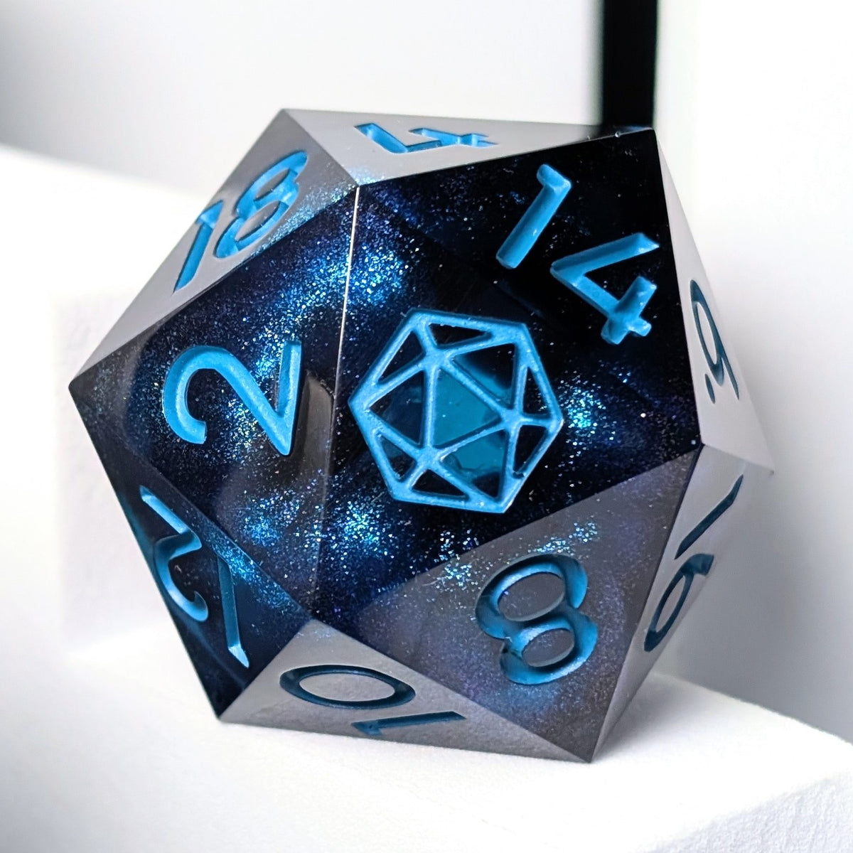 Blue Wave - 35mm Chonk D20