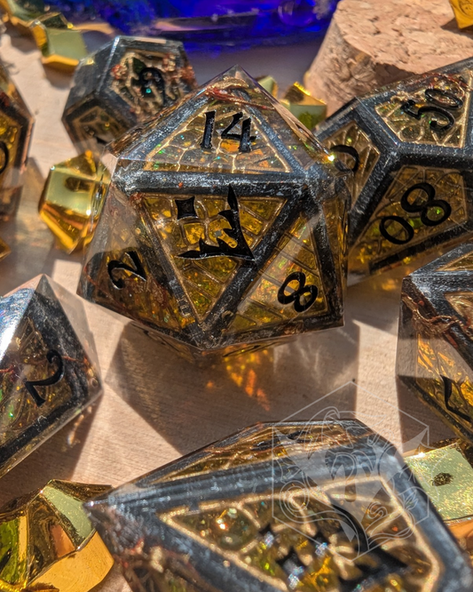 Fall of a Monarch - 7-Piece Dice Set