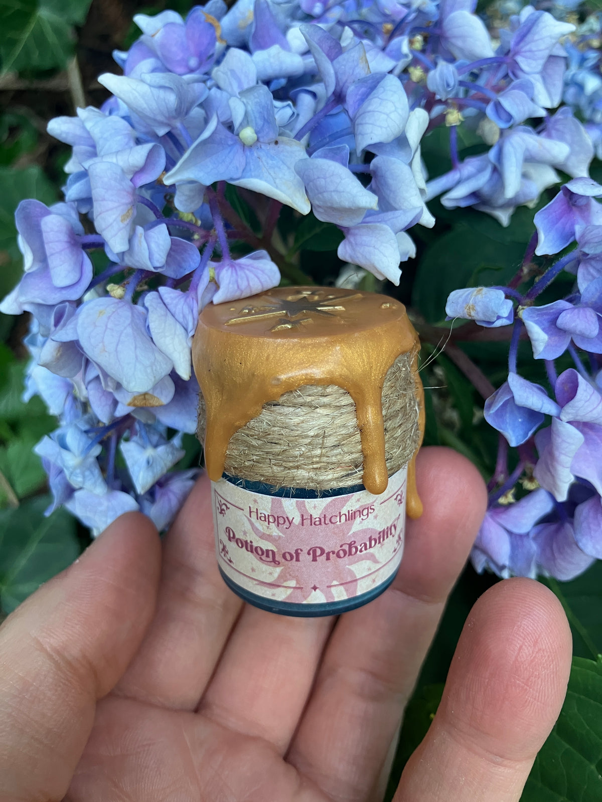 Potion of Probability - Mini Floating d20 Dice Potion