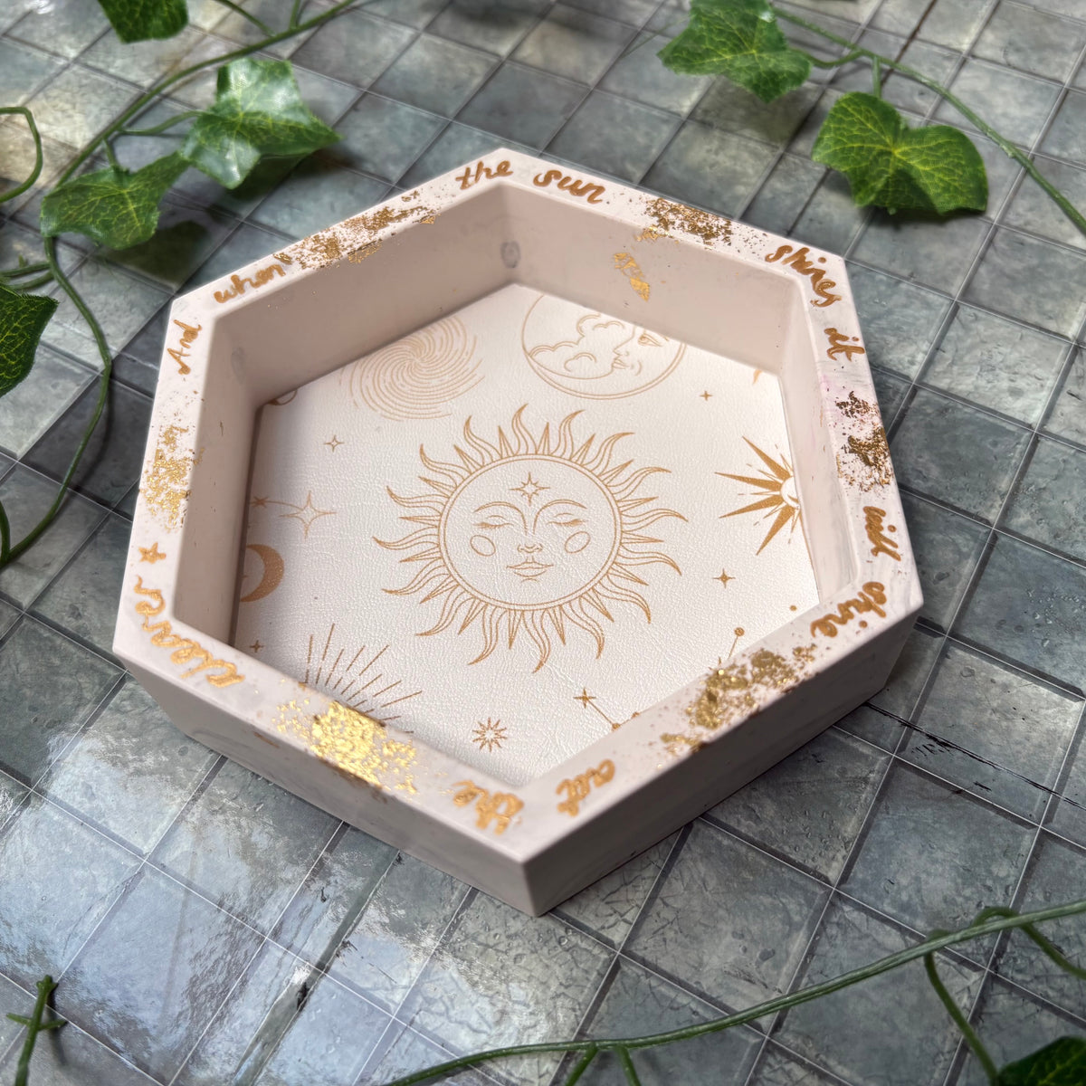 Sam's Quote - Sun Dice Tray