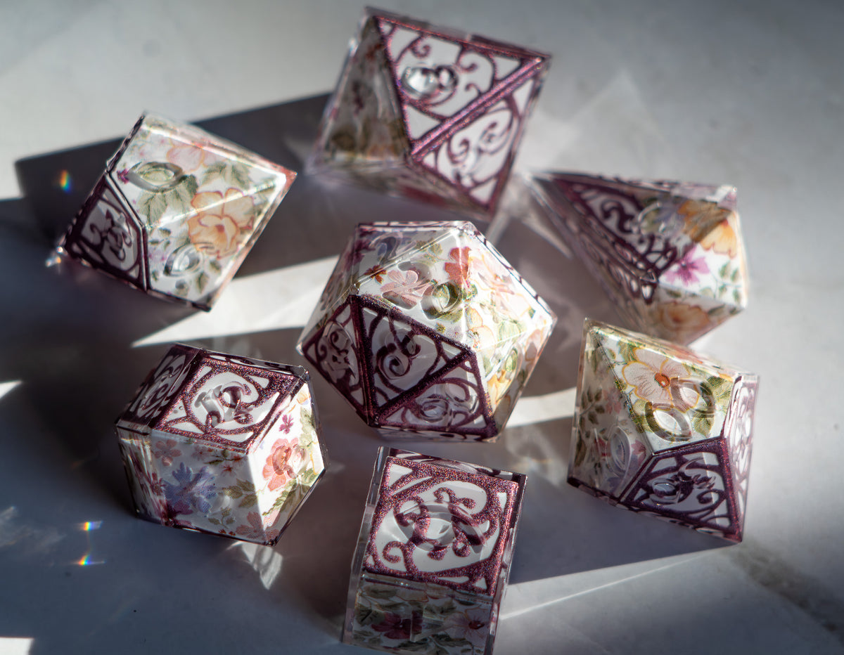 Stroll Through The Garden - 7-Piece Dice Set