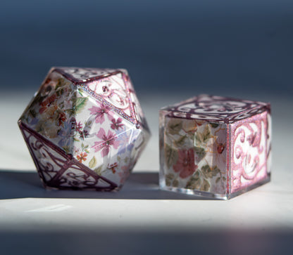 Stroll Through The Garden - 7-Piece Dice Set