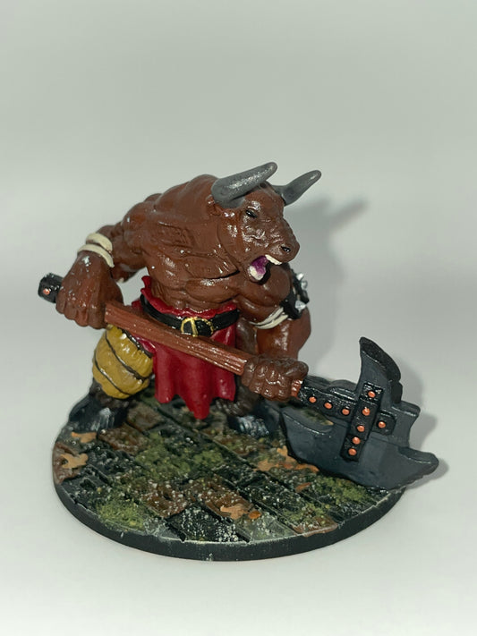 Minotaur - Hand Painted Mini Figure