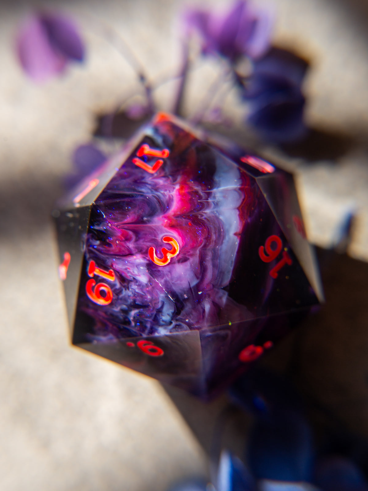 Jinx - 32mm Chonk D20
