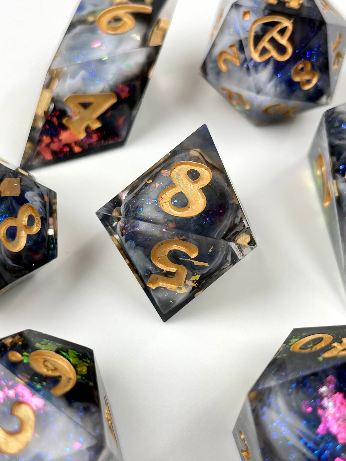 Critical Resistance - 7-Piece Dice Set