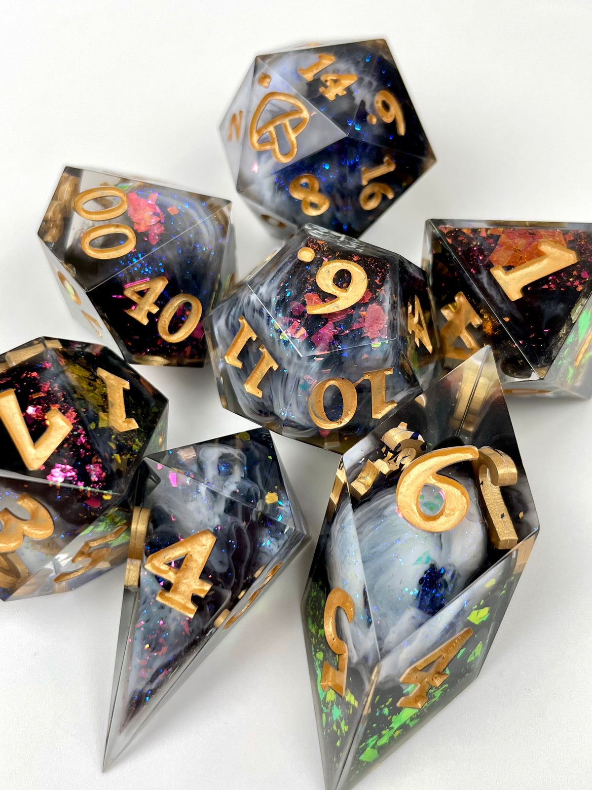 Critical Resistance - 7-Piece Dice Set