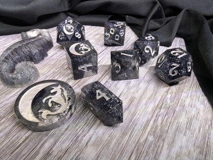 Libertas - 8-Piece Dice Set