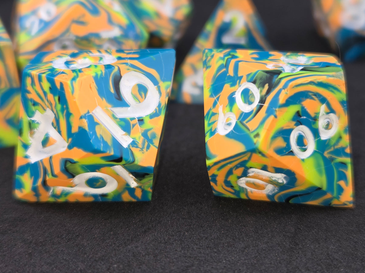 Neon Dreams - 7-Piece Dice Set