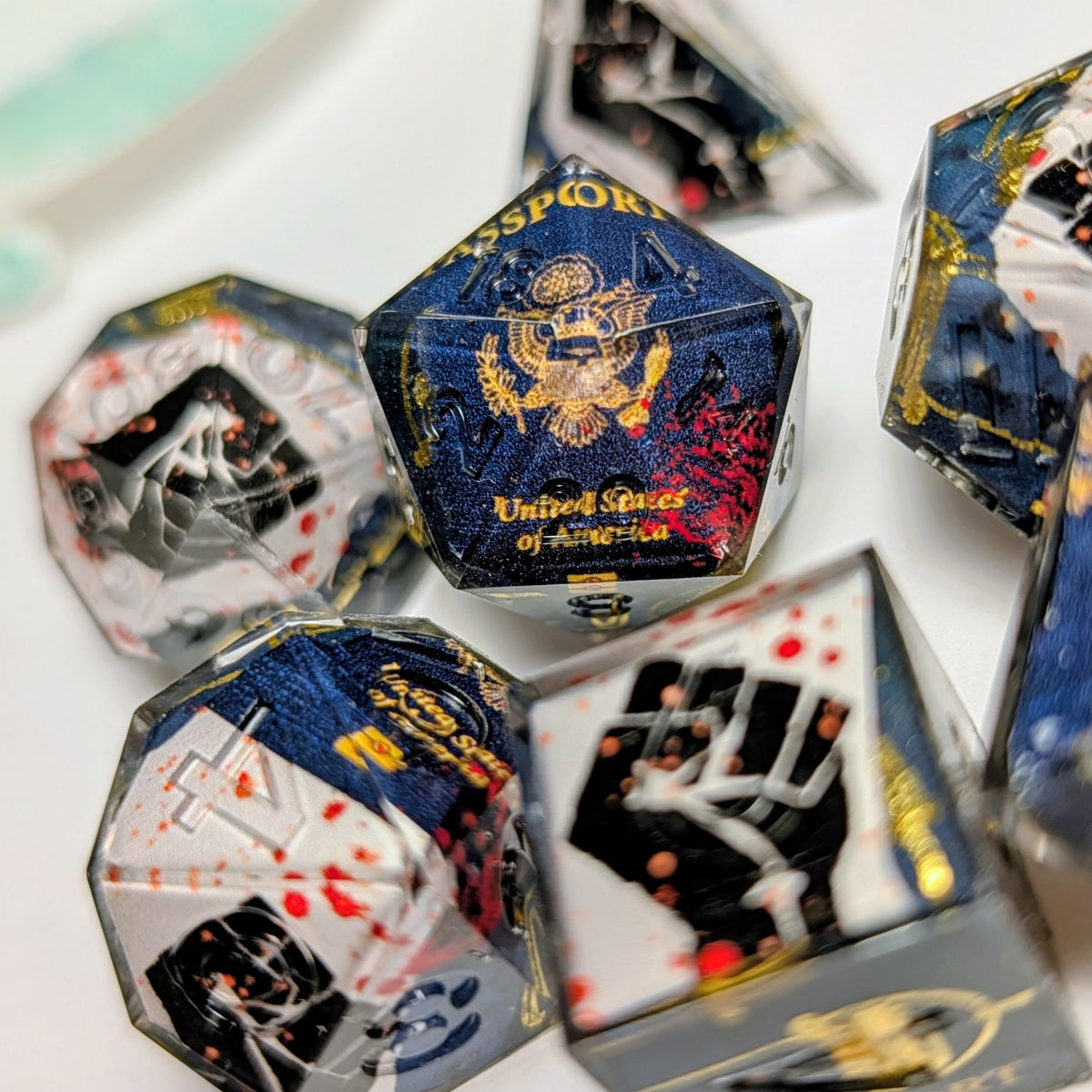 Resistance in Blood - 7-Piece Dice Set