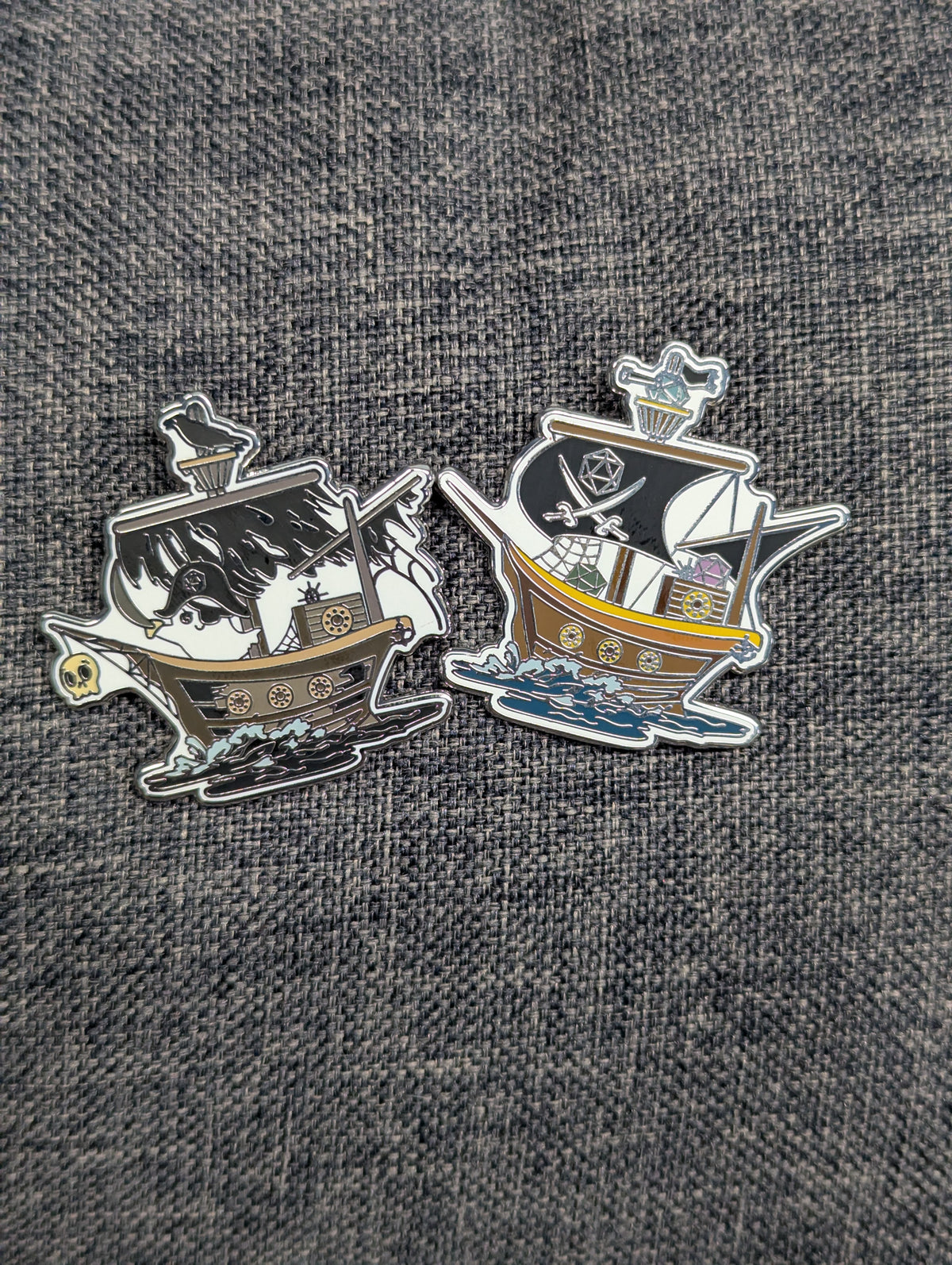 Shipwreck Dice Pin Set