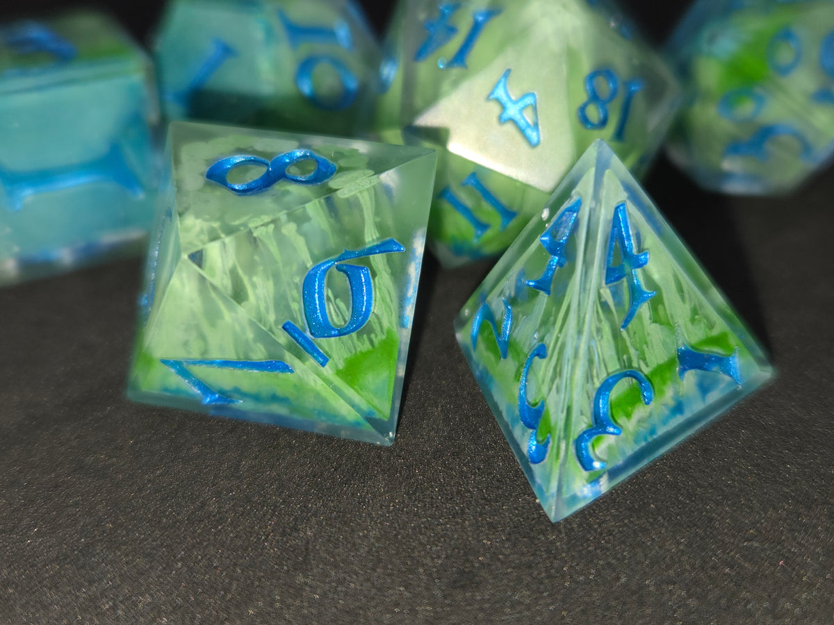 Reflections on a Pool - 7-Piece Dice Set