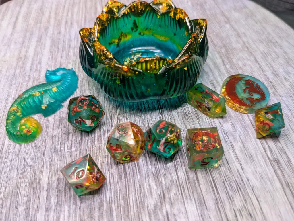 We'll All Float On - 8-Piece Dice Set
