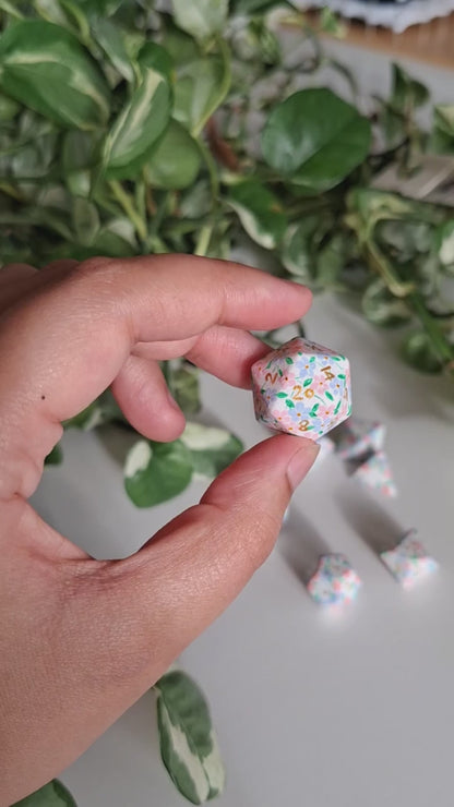 Forget-Me-Not | 7-Piece Handpainted Dice Set