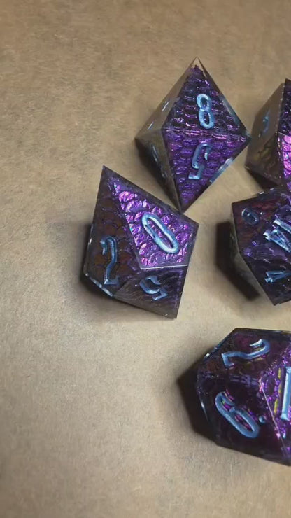 Ariadne - Dragonscale 7-Piece Dice set